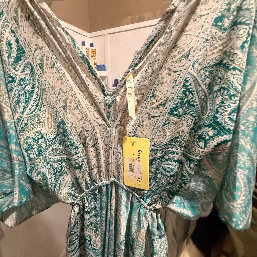 ETC Lazy Daisy Teal and White Paisley V-Neck Dress - Picture 5 of 7